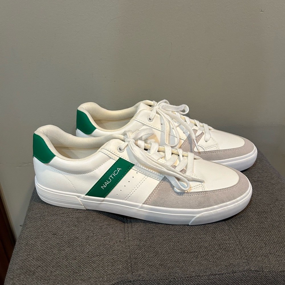 Nautica Men’s White Green Casual Court Sneakers Size 12 NWOB